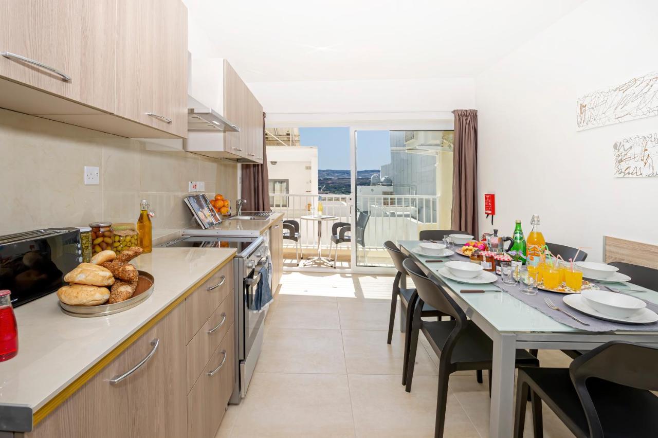 Summer Breeze Comfort Sunny Apartments Close To The Sandy Beaches - By Getawaysmalta Mellieħa Dış mekan fotoğraf