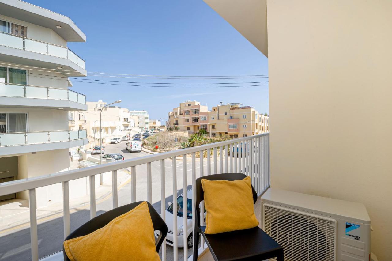 Summer Breeze Comfort Sunny Apartments Close To The Sandy Beaches - By Getawaysmalta Mellieħa Dış mekan fotoğraf