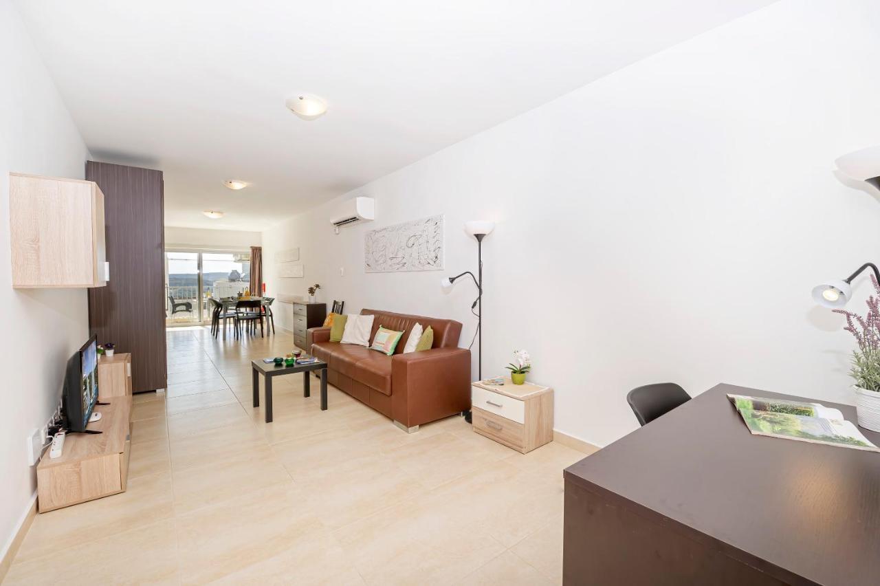 Summer Breeze Comfort Sunny Apartments Close To The Sandy Beaches - By Getawaysmalta Mellieħa Dış mekan fotoğraf