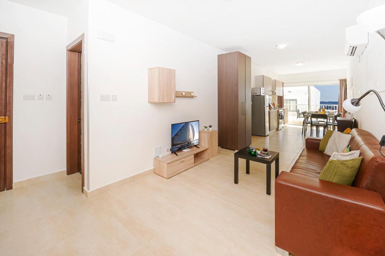 Summer Breeze Comfort Sunny Apartments Close To The Sandy Beaches - By Getawaysmalta Mellieħa Dış mekan fotoğraf