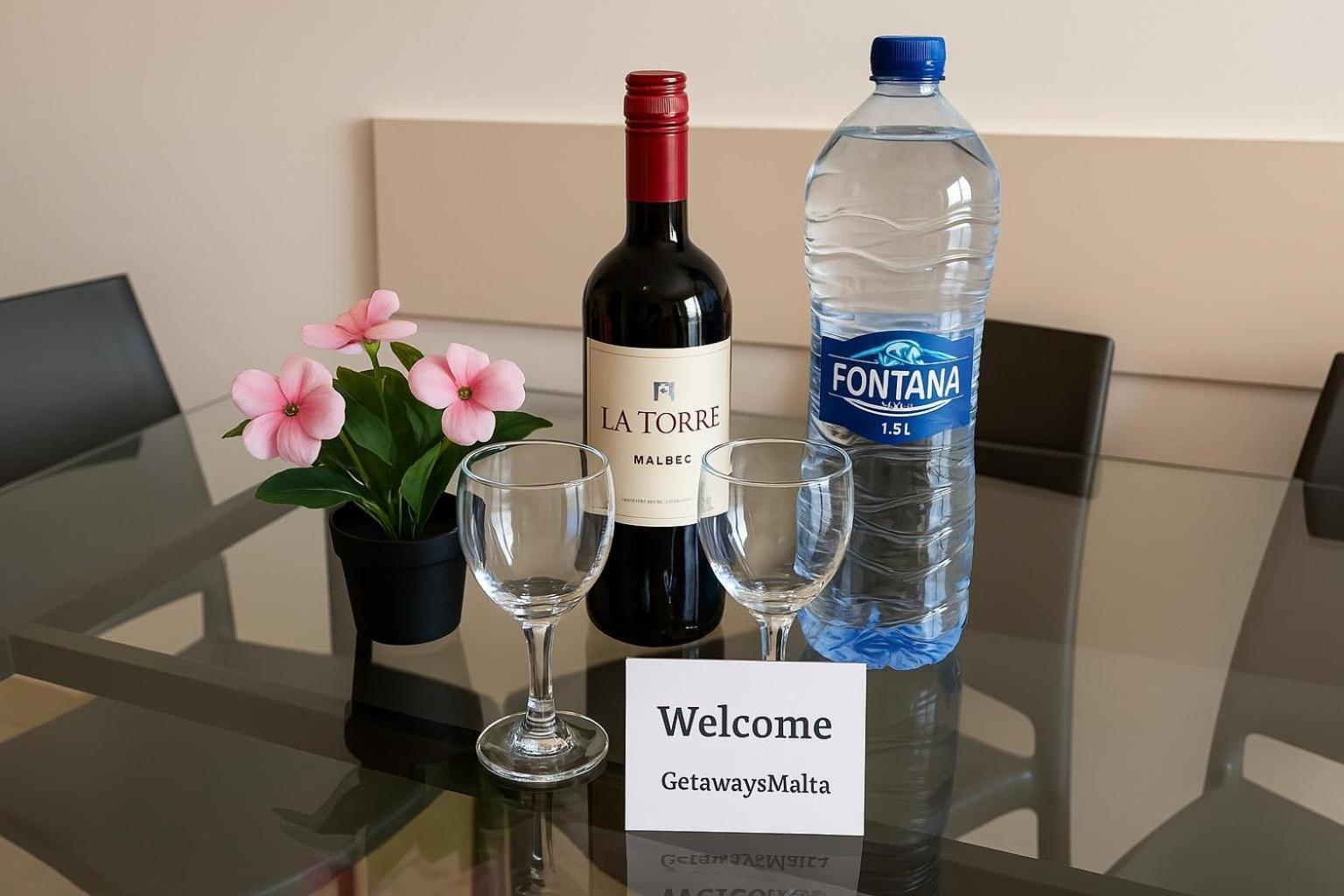 Summer Breeze Comfort Sunny Apartments Close To The Sandy Beaches - By Getawaysmalta Mellieħa Dış mekan fotoğraf